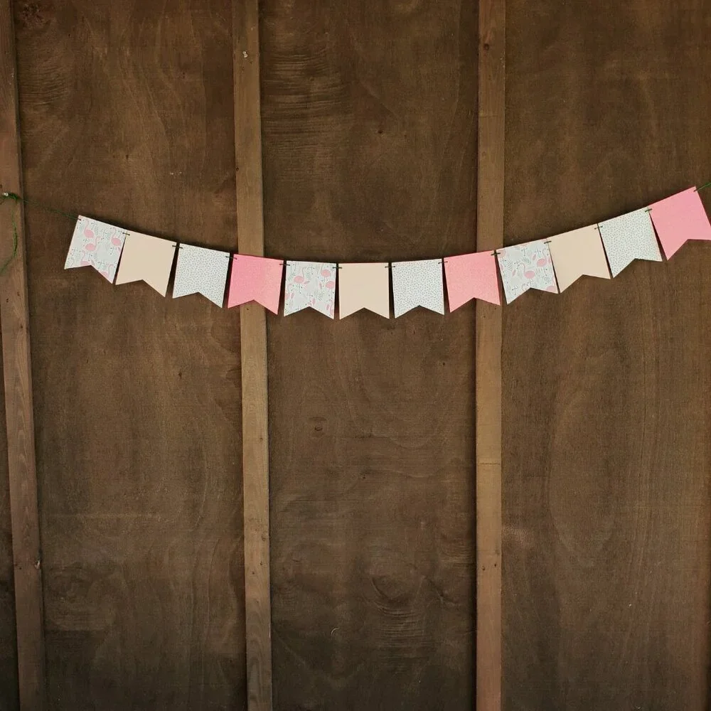 Flamingo Pink and Green Party Decorations Set